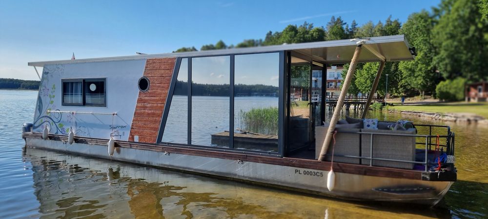 Houseboat 13m 2silniki yamaha 50