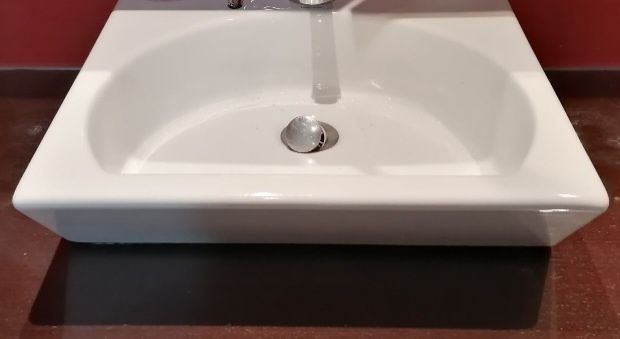 Lavatorio em ceramica wc
