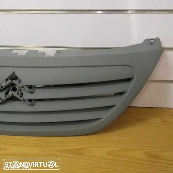 Grelha Citroen C3 modelo: 2002 até 2005 novo