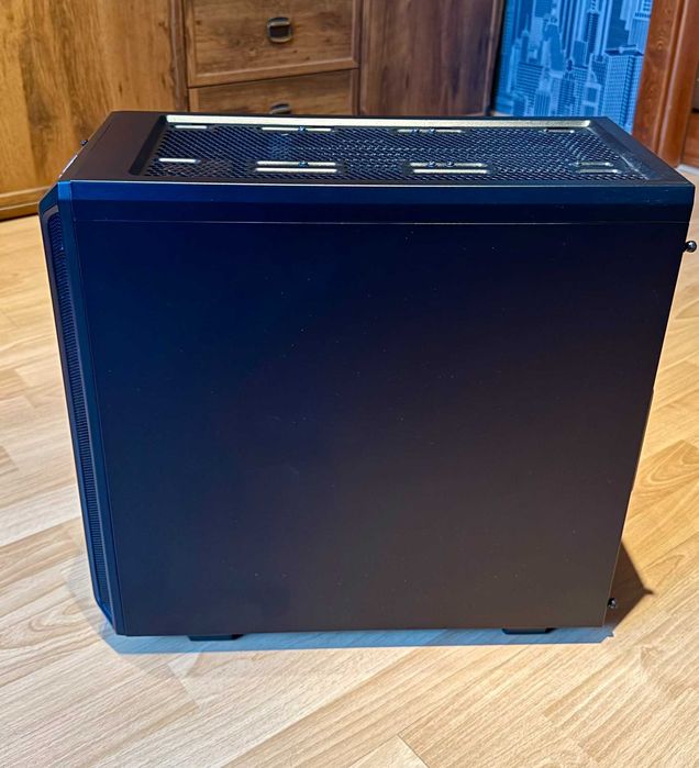 MOCNY Gaming PC i9-11900 / RTX 3080 / 32GB RAM / SSD + 4TB / Jak nowy