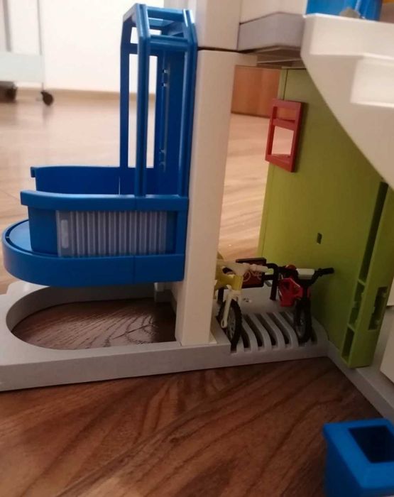 Duży zestaw szkoła i autobus Playmobil