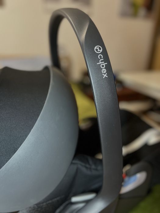 Автолюлька Cybex Cloud Z i-Size +адаптери