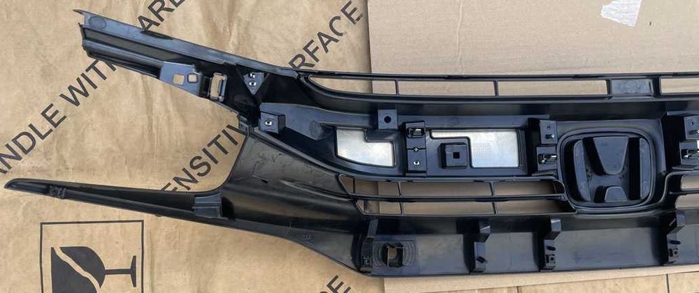grelha frontal honda civic X (FC/FK)