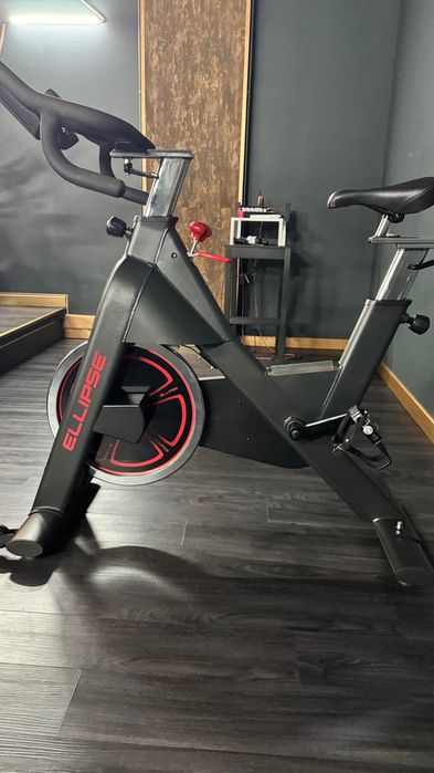 Lote de 12 Bicicletas de Cycling – Uso Profissional