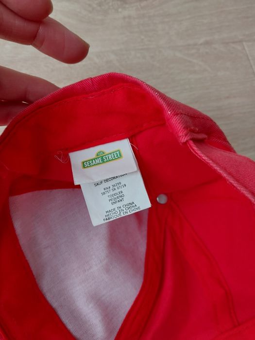 Czapka z daszkiem bawełna Elmo