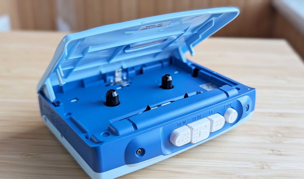 Касетний плеєр Sony Walkman WM-FX 202. Останній та незвичний. Відео.