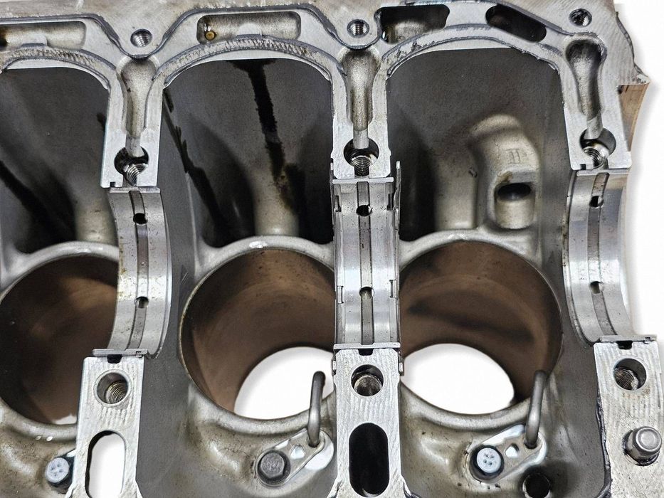 blok silnika d5244t15 volvo v60 s60 xc60 xc70 v70 s80 09487202