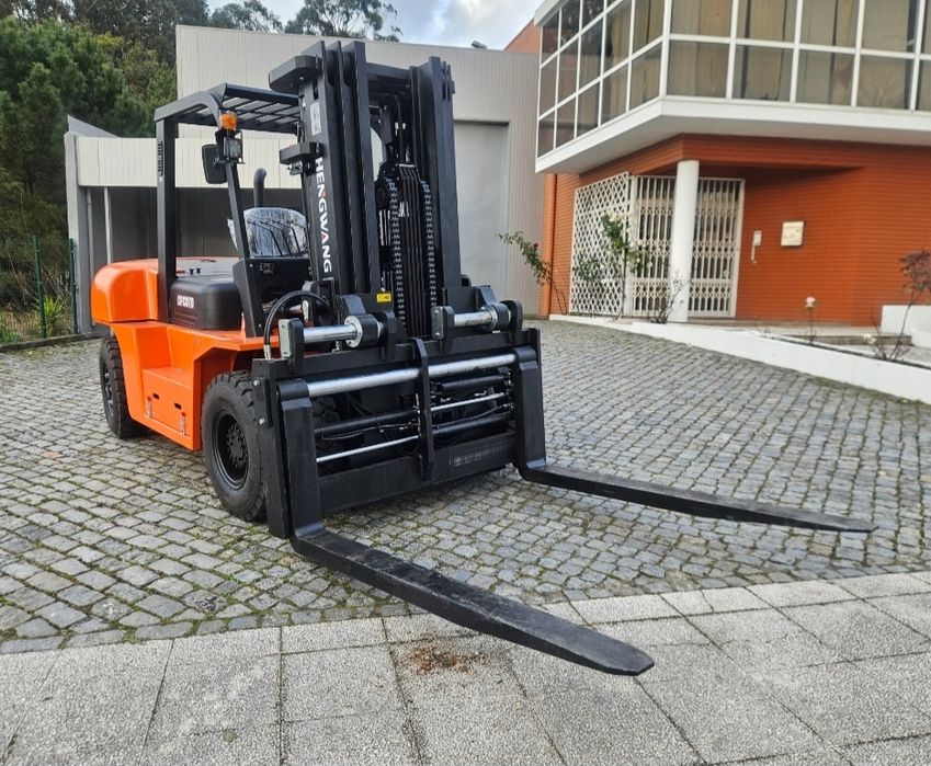 Empilhador diesel novo 7.000 Kg