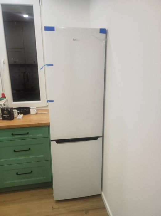 Lodówka AMICA FK 2995.2FT(E) - nieużywana
