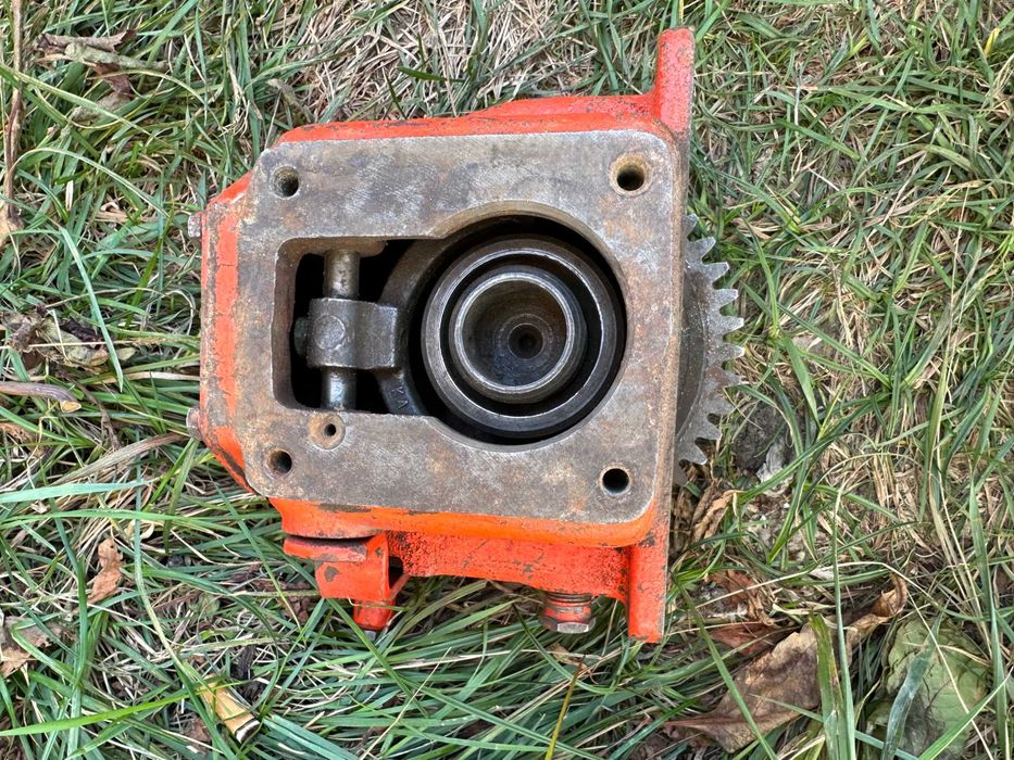 Т-25  НОВЫЙ привод насоса