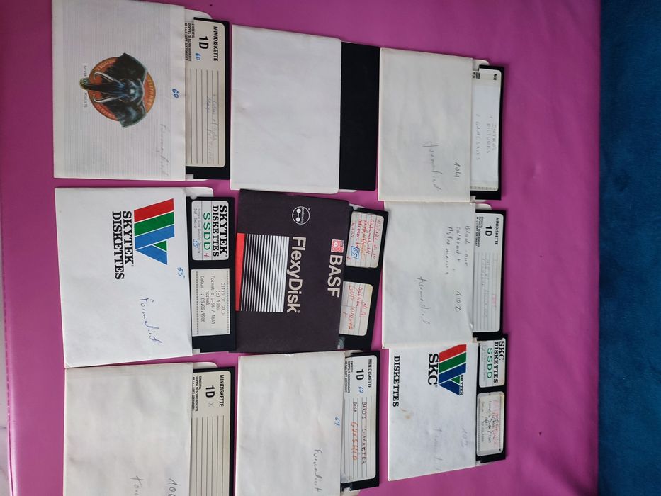 49 Dyskietek 5.25 Commodore