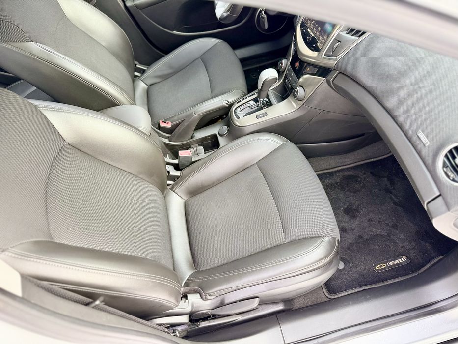 Продам идеальный Cruze от 1 хозяина не крашеная