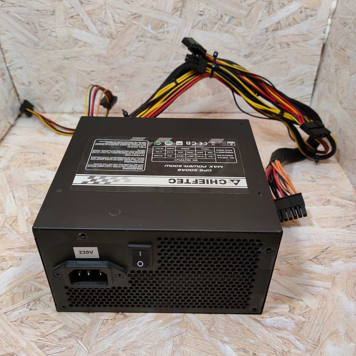 Zasilacz Komputerowy PC Chieftec GPS-500A8 500W ATX 120 mm