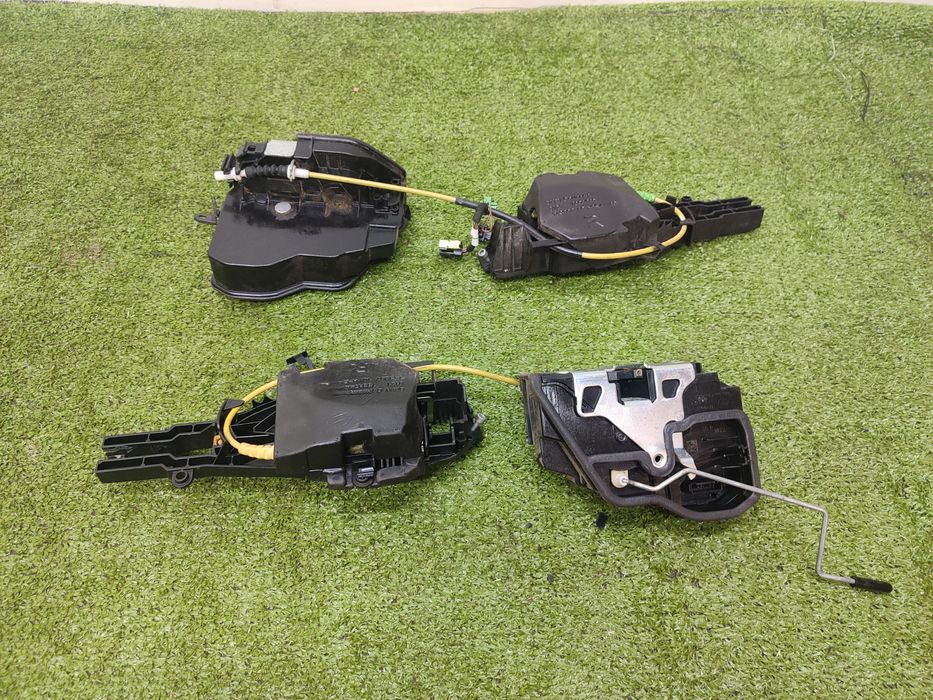 Замок двери дверей BMW X3 F25 левый передний БМВ Х3 Ф25 правий задний