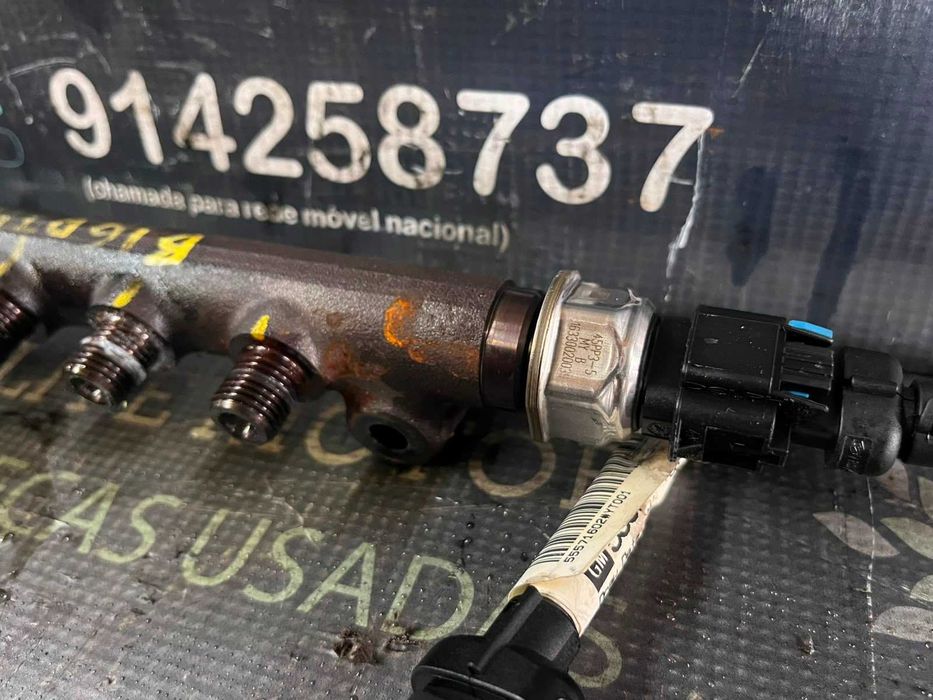 Régua de injeção usada B16DTH OPEL ASTRA 1.6 CDTI 136CV 55490702-6070