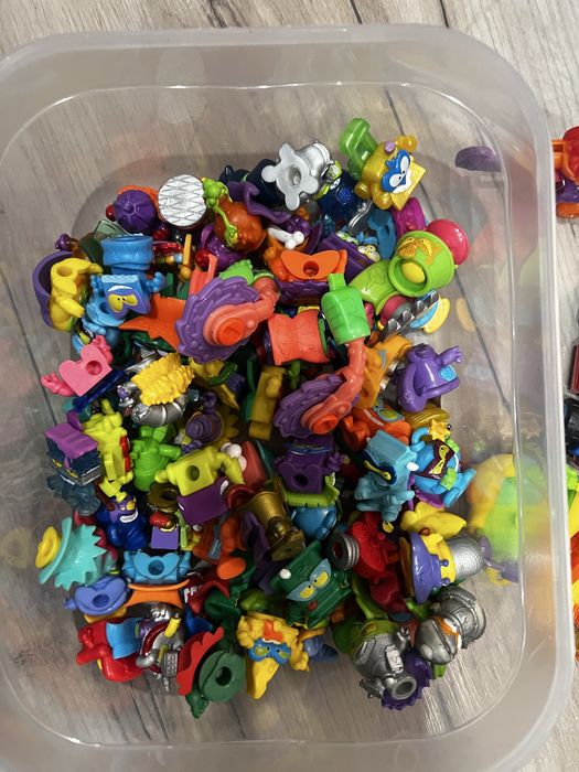 Super Zings plus posterunek