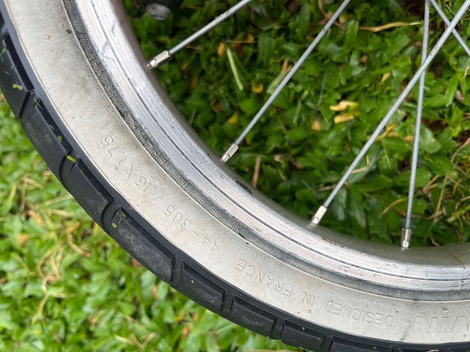 Bicicleta menina roda 16
