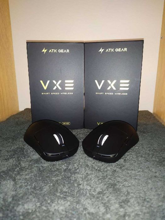 нова Ігрова мишка VXE R1 Pro Black (49g, PAW3395)