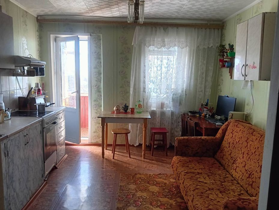 Продаётся 1 ком квартира Осипенковский микрорайон