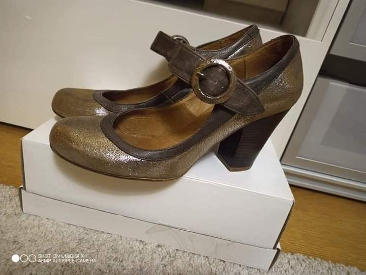 Złote pantofle Clarks