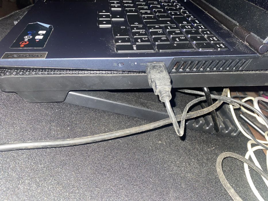 Portatil Lenovo Legion - Ryzen 7 5800H, RTX 3060, 512gb, 24GB Ram.