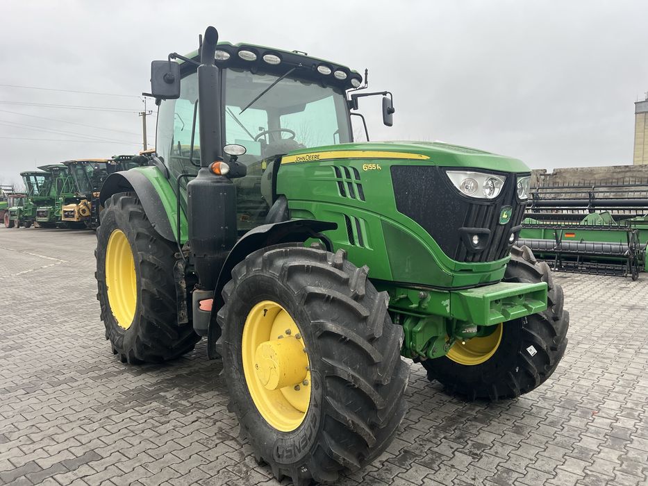 Трактор John Deere 6155R