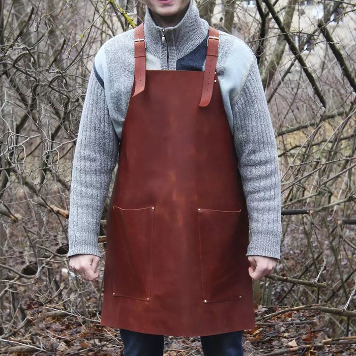 Кожаный фартук ручной работы