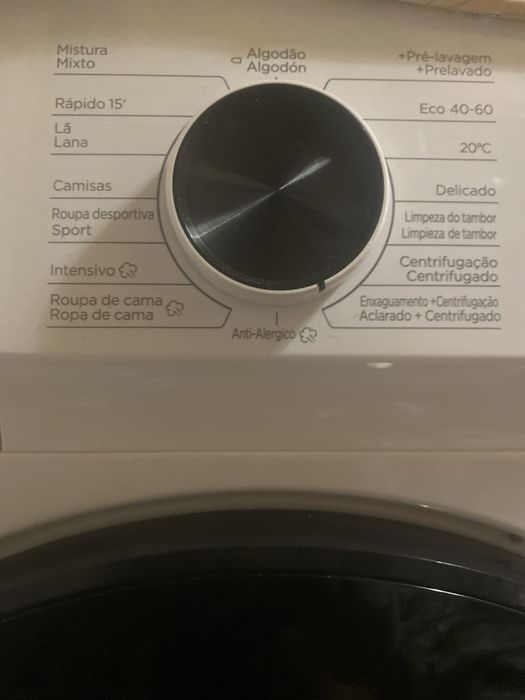 Maquina de lavar roupa
