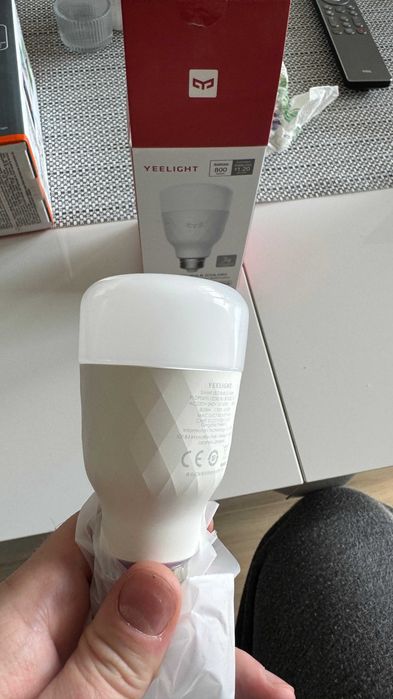 Yeelight smart led bulp color