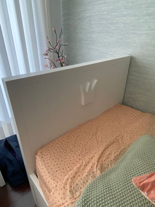 Cama criança lacada branca ripas com gavetão + 1 colchão