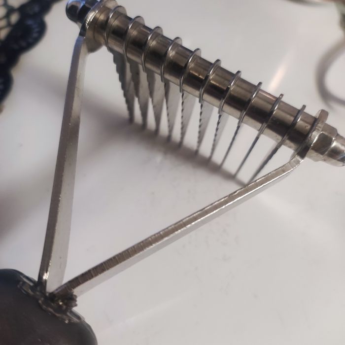 Trymer do czesania dla psa