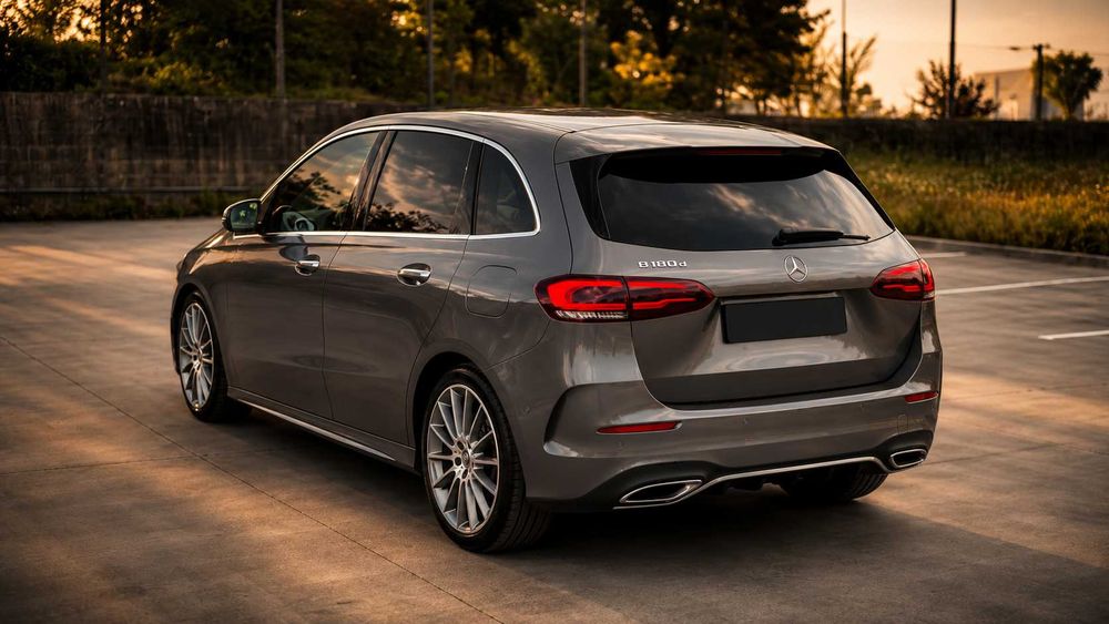 Mercedes-Benz B 180 AMG Line