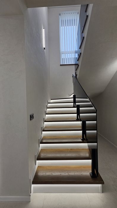 Продається будинок з ремонтом Крихівці