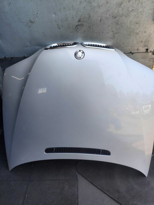 BMW E46 maska lift titansiber srebrny