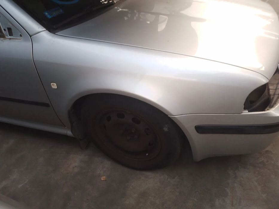 SKODA OCTAVIA I LIFT 00-10 1.9 TDI    BŁOTNIK PRAWY LEWY PRZÓD  9102