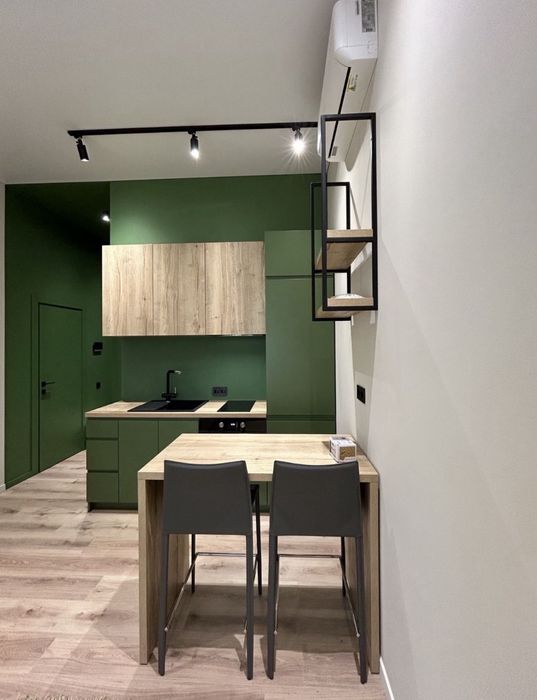 Натяжні стелі Натяжные потолки