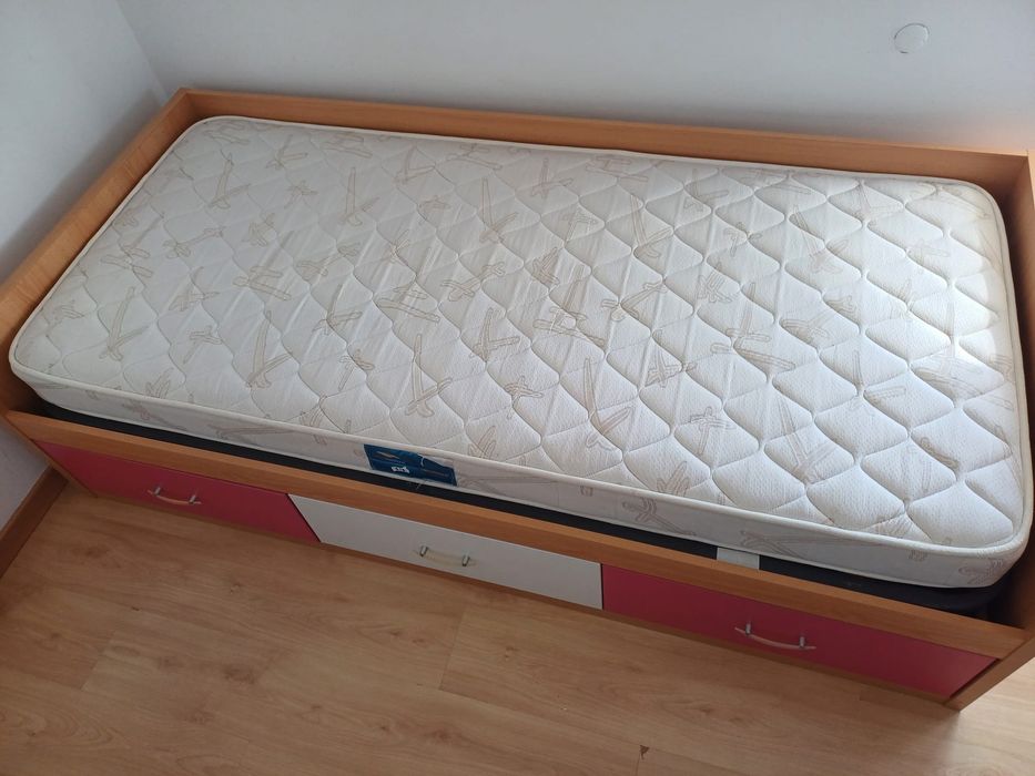 Conj. Móveis Quarto Juvenil | Cama, Colchão Bom, Estante e Camiseiro