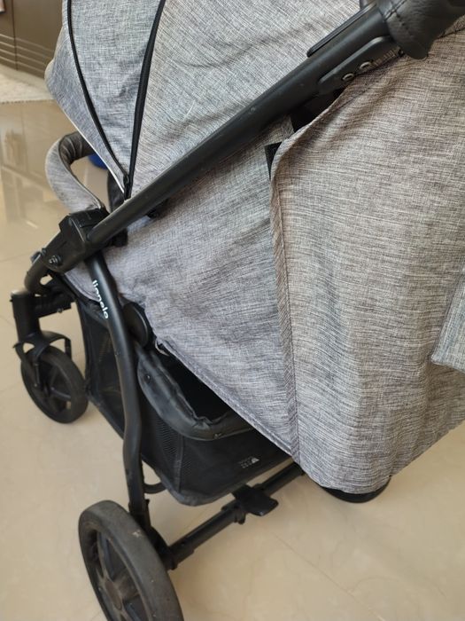 Wózek spacerowy składany