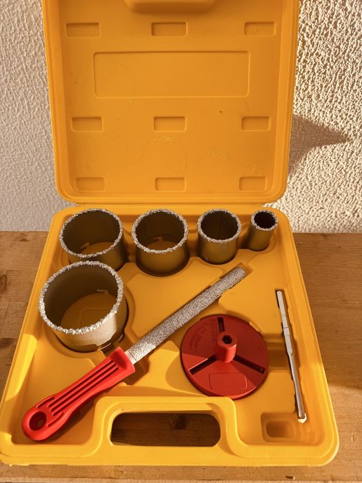 Conjunto brocas craneanas