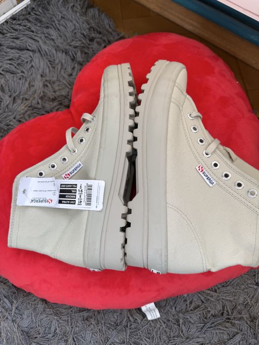 Trampki Superga, 41, model Alpina, nowe