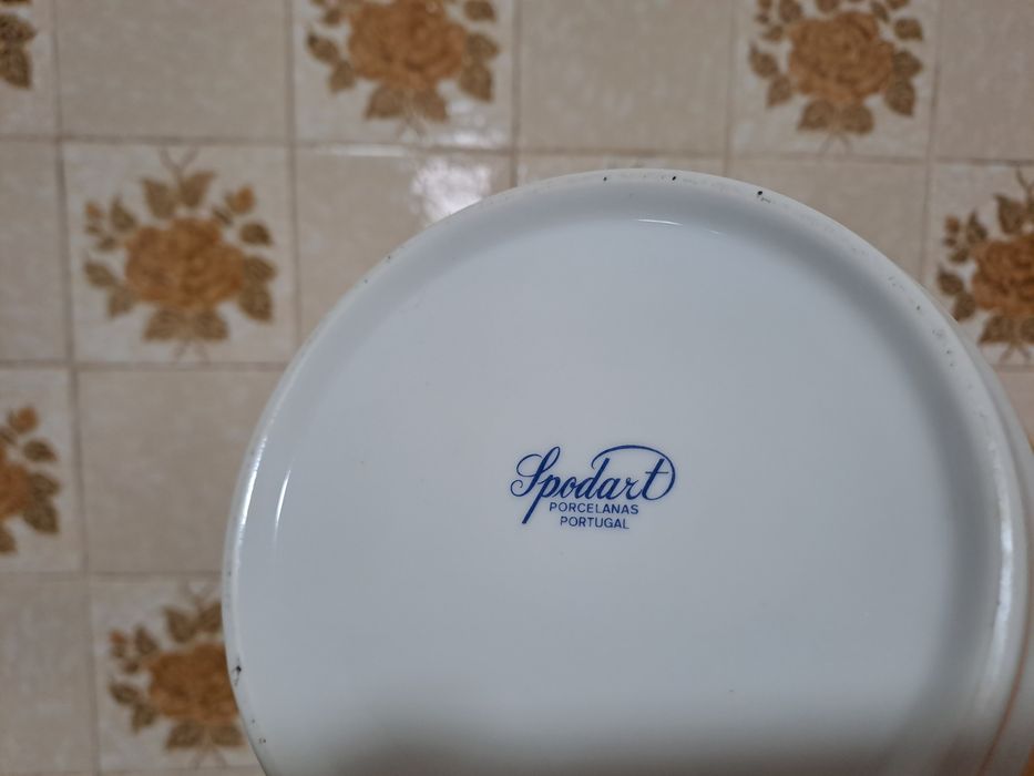 Potes de cozinha decorativos em porcelana