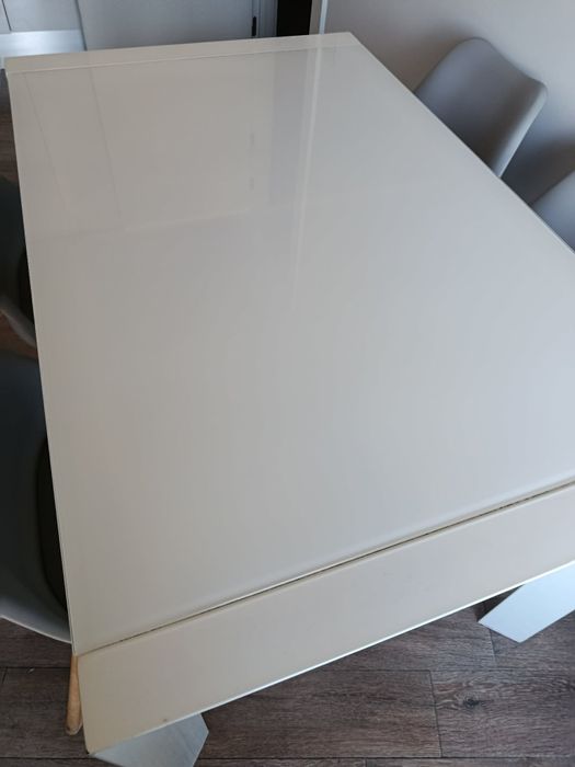 Mesa vidro + 4 cadeiras