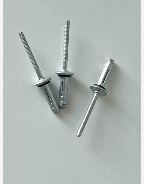 Герметична заклепка