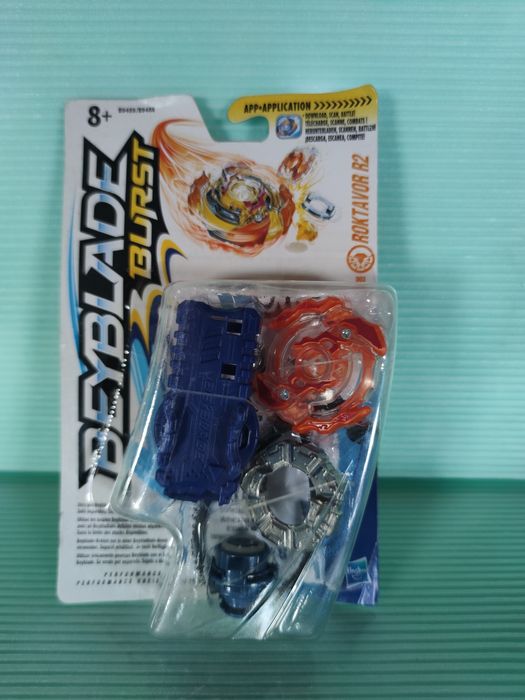 Бейблейд Вeyblade Hasbro Роктовор