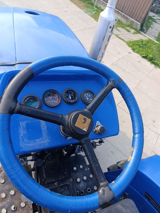 Трактор DONGFENG 244