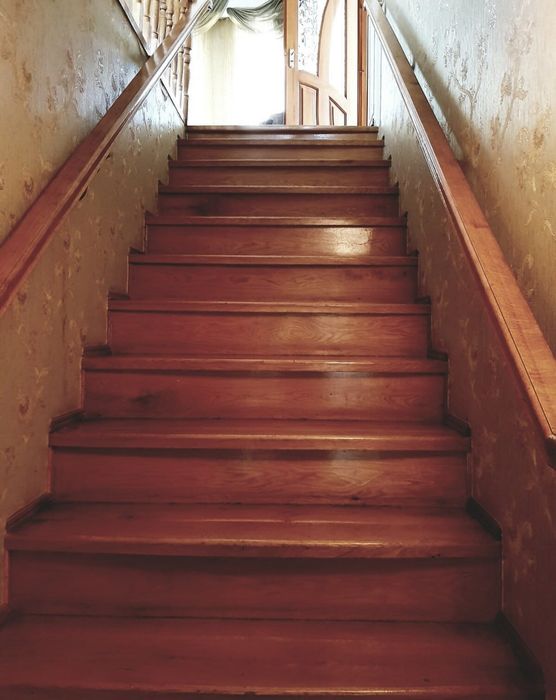 Здається чудовий 4 кімнатний Будинок на Старому Місті.