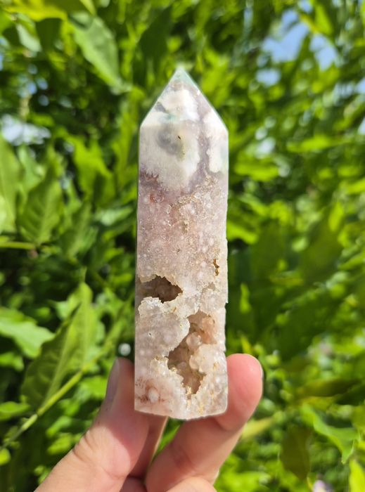 Agat kwiatowy wieża obelisk geoda