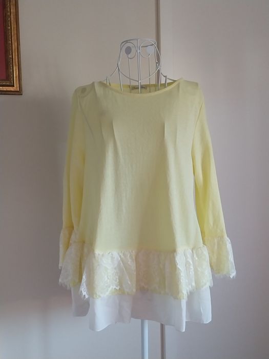 Blusa charmosa com detalhes em renda | Sweetissima | Tamanho único