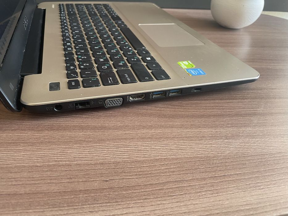 58.Ігровий Asus /FullHD IPS/Core i5-5200/RAM 8GB/1000GB/Intel HD+GeForce GT 940M 2 GB