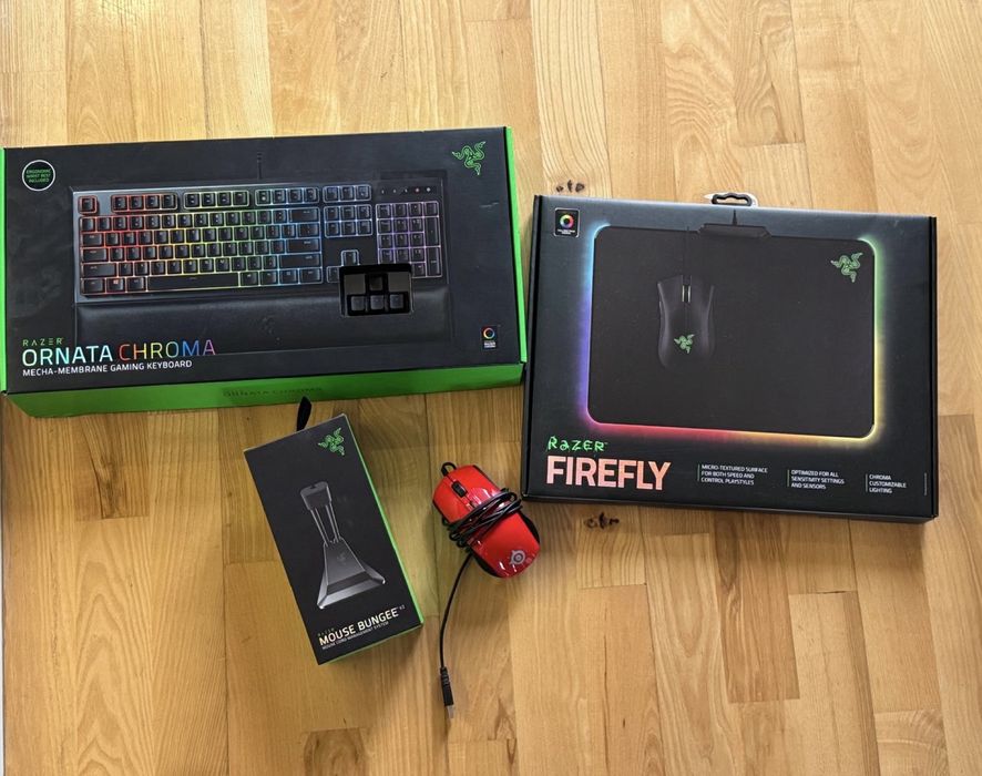 Razer Zestaw klawiatura + podkładka + myszka + uchwyt na kabel myszy